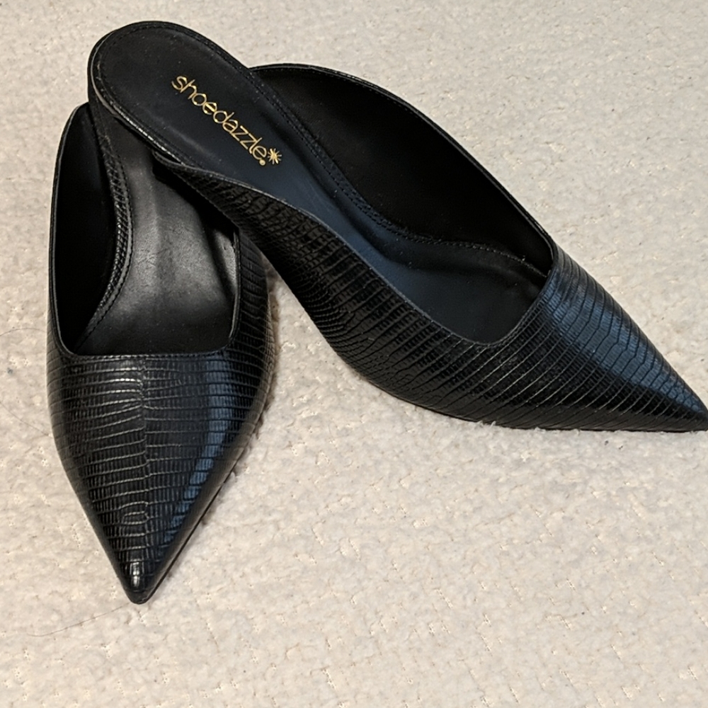 Kitten heel mules